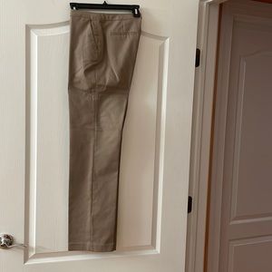 Tahari khaki pants size 6 more like 8